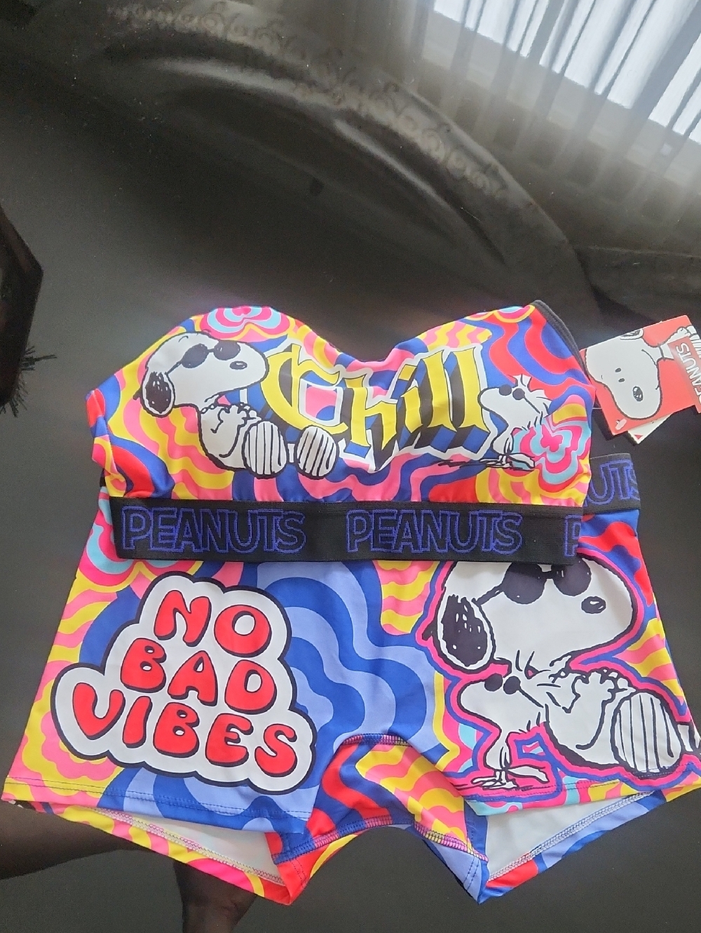 SNOOPY Peanuts "No Bad Vibes" Graffiti Sports Bra & Hipster Shorts Set.  NEW!